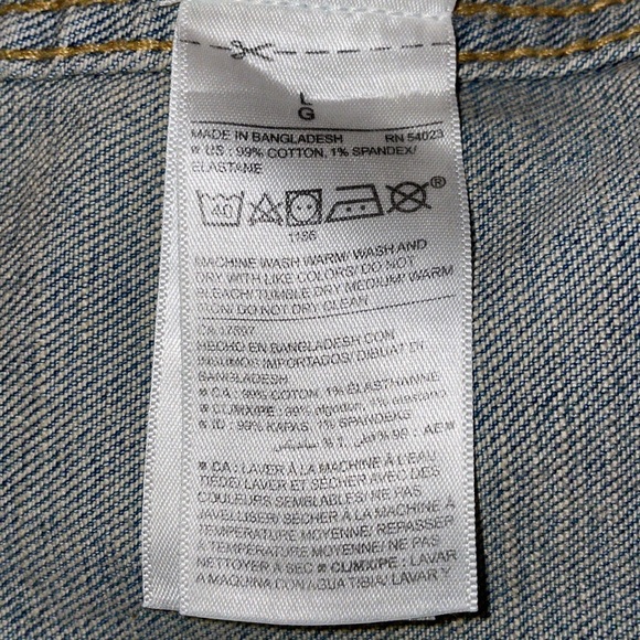 NWOT.  Men’s Old Navy Jean jacket size large - Picture 8 of 8